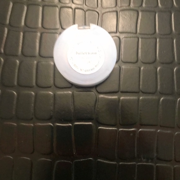 New, unopened  Passport eyeshadow in iridescent purple “Bullet train” color - Picture 3 of 3